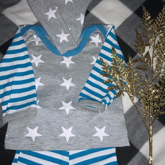 Fashion Design 2 Piece set For baby’s 0-3 Months - Picture 3 of 5